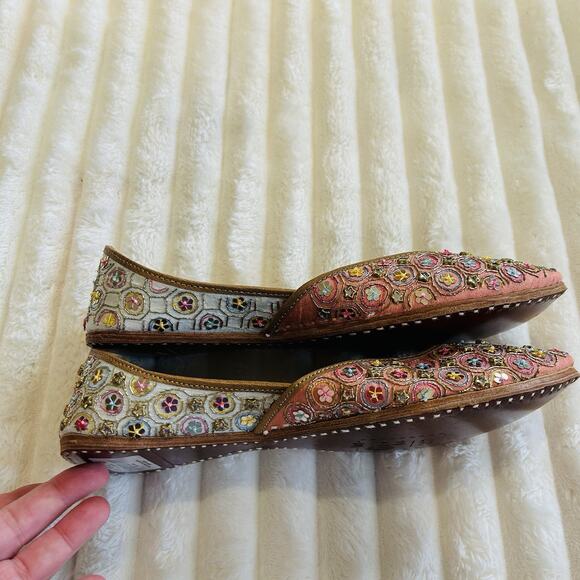 Indian Jutti Women Flat Pink Blue Gold Embroidered Khussa Beaded Fizzy Goblet - Picture 6 of 9